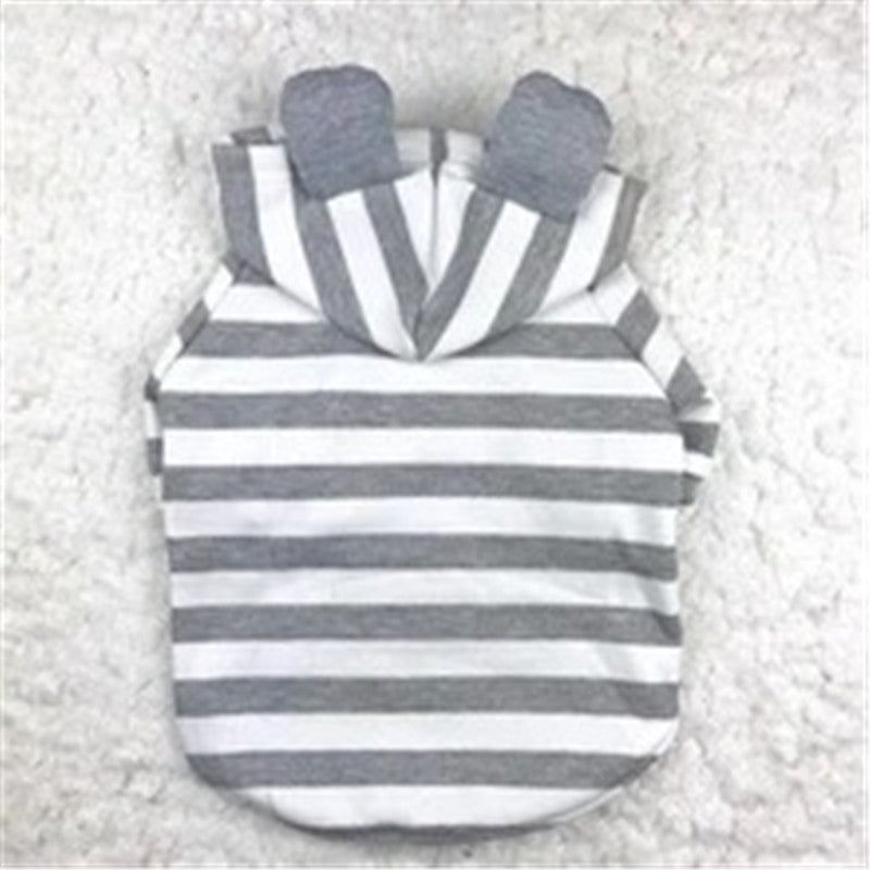 Pull rayé en coton pour animaux avec capuche, confortable et stylé, parfait pour garder votre animal au chaud.