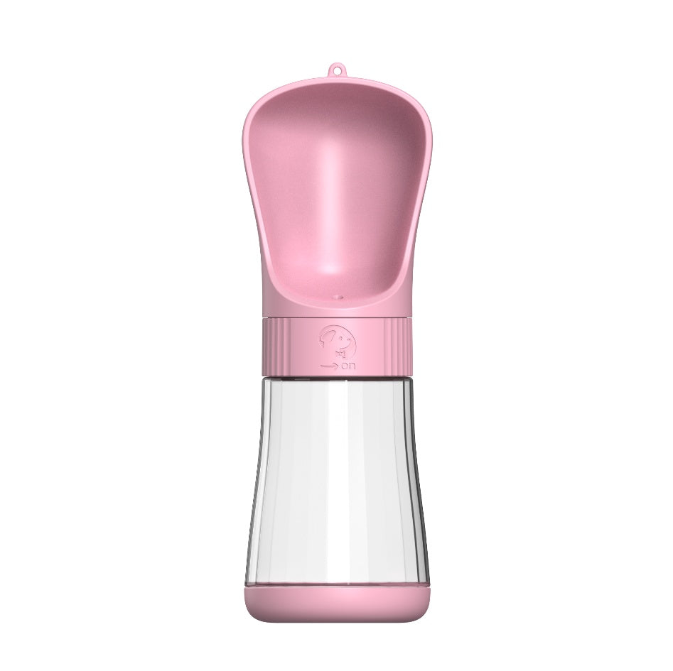 Gobelet d'eau multifonctionnel pour animaux, design compact et pratique, couleur rose, idéal pour garder les animaux hydratés.