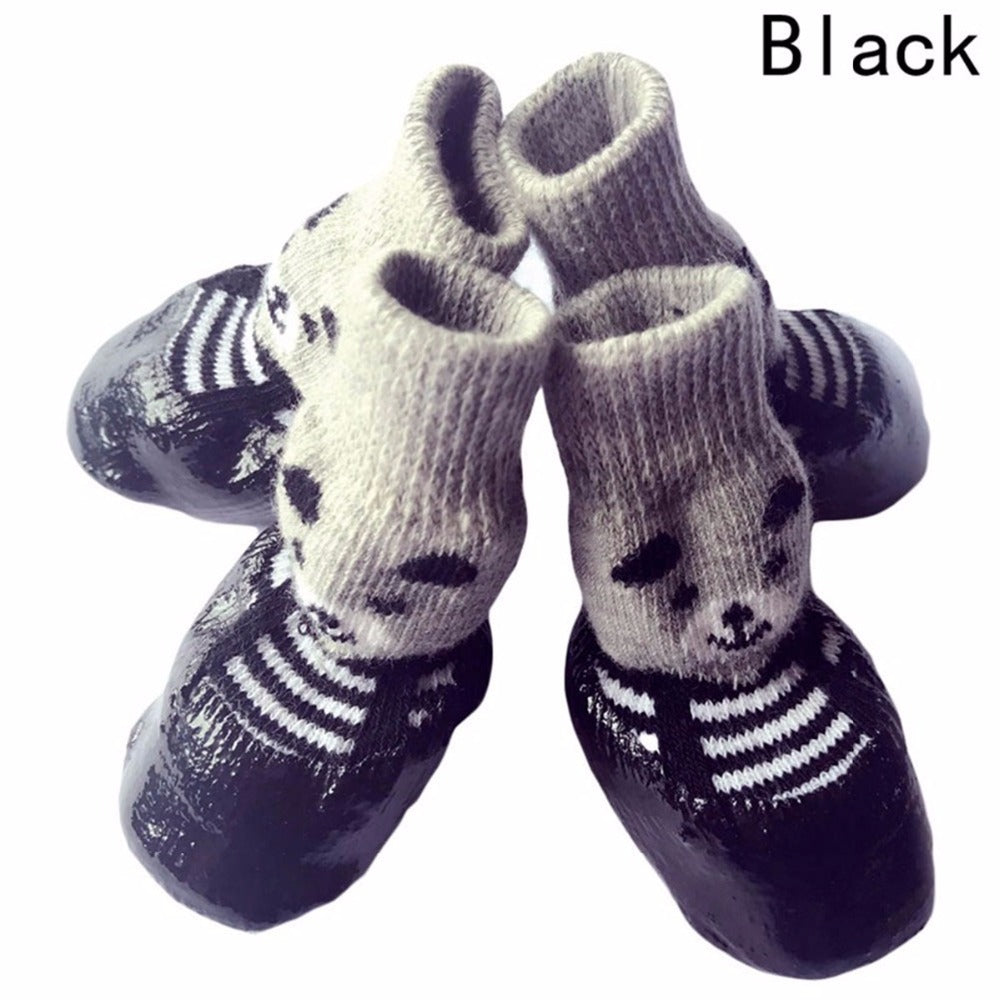 Chaussures antidérapantes pour animaux, noires, avec motifs panda, idéales pour chiens et chats.