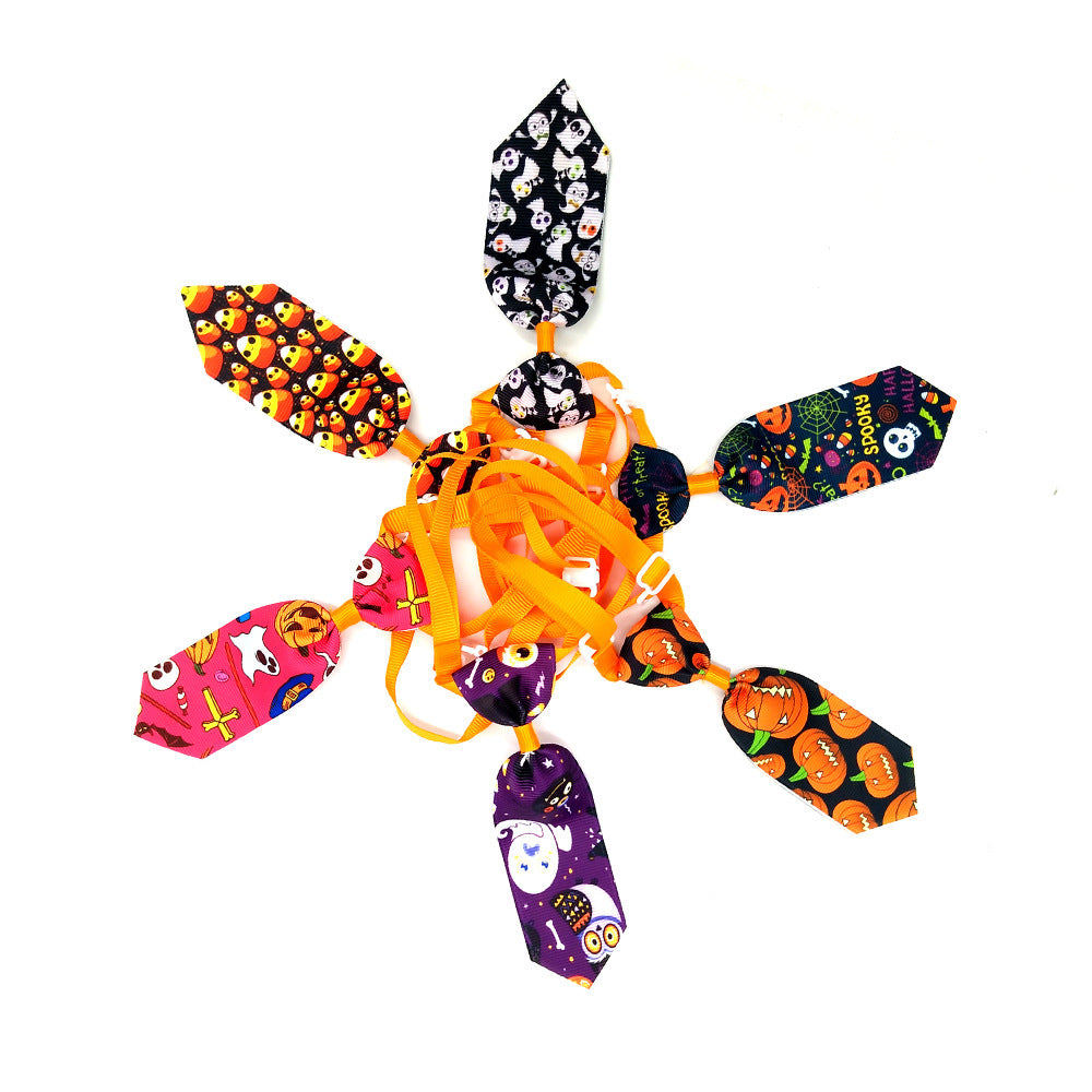 Colliers Halloween colorés pour animaux avec motifs de fantômes et citrouilles, parfaits pour chats et petits chiens.