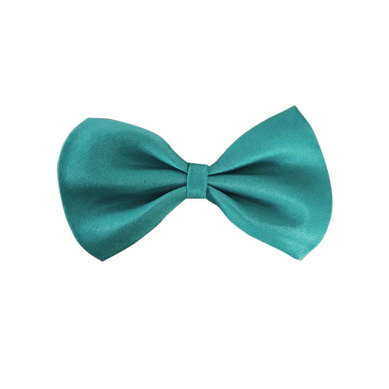 Joli nœud en satin vert canard pour collier d'animal, ajout élégant pour le look de votre compagnon à quatre pattes.