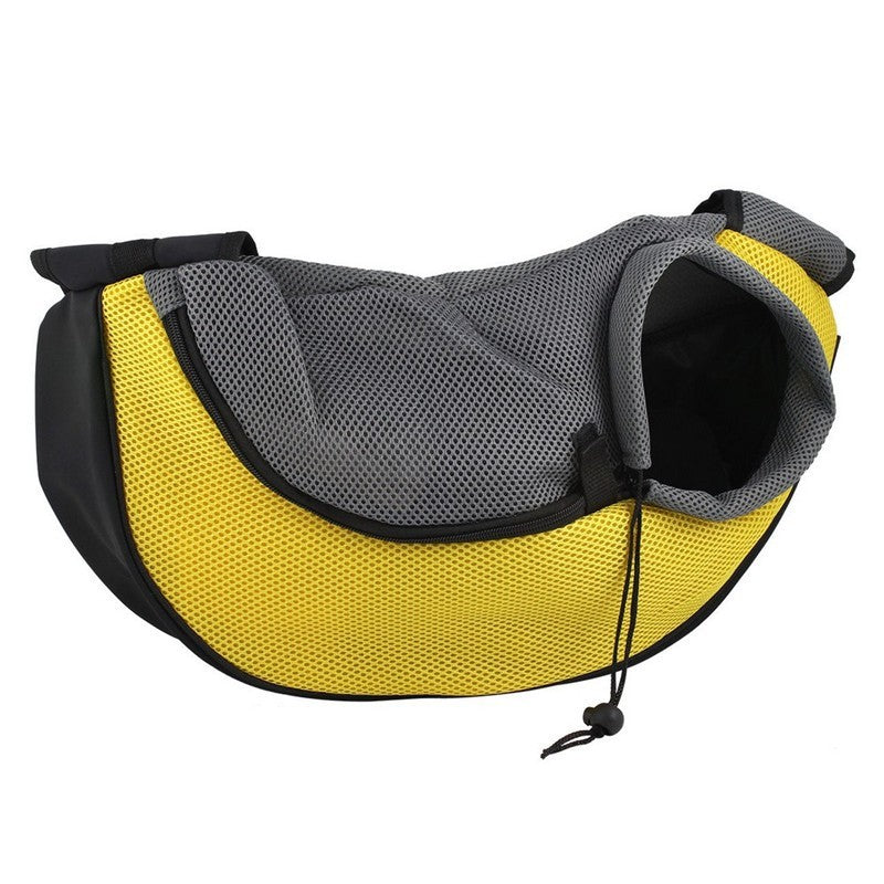 Sac à dos pour animaux de compagnie en tissu polyester gris et jaune, idéal pour transporter votre animal en toute sécurité.