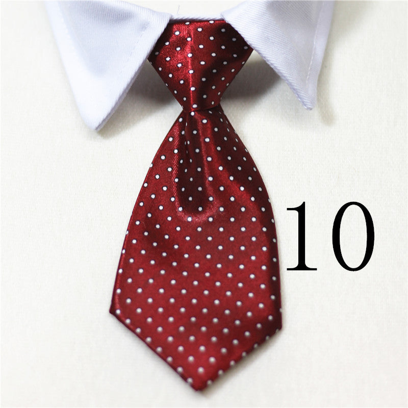 Nœud papillon en coton rouge à pois blancs, idéal pour chiens et chats, style élégant et décontracté.