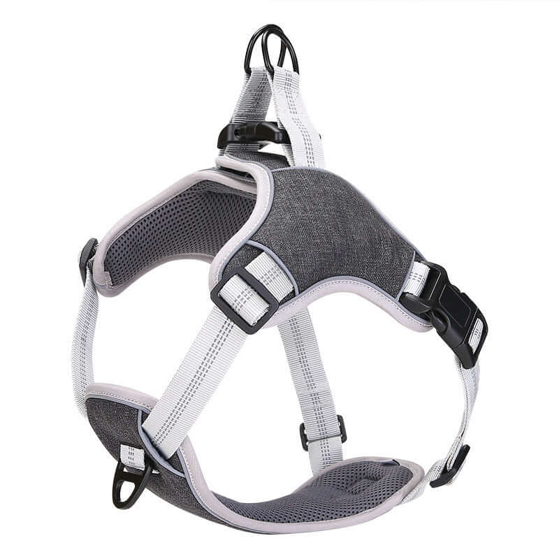 Harnais de poitrine réfléchissant pour chien en polyester, confortable et ajustable, idéal pour les promenades nocturnes.