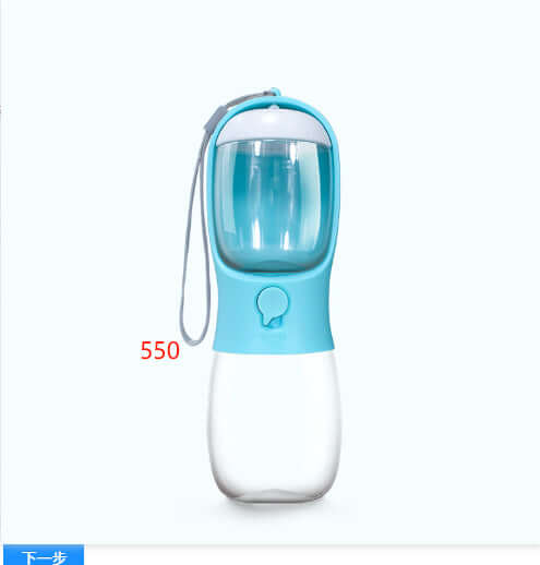 Gobelet d'eau dual-use pour animaux de compagnie, pratique et léger pour hydrater vos animaux en voyage.