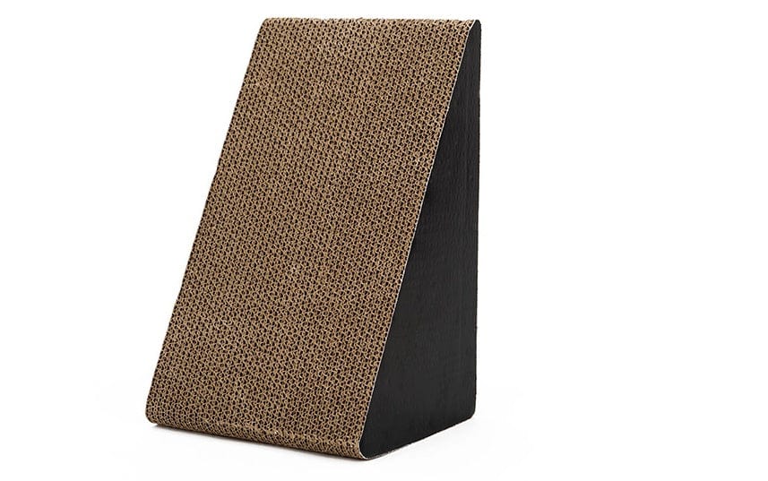 Planche à gratter verticale en papier ondulé pour chat, design moderne et fonctionnel, idéale pour toutes tailles de chats.