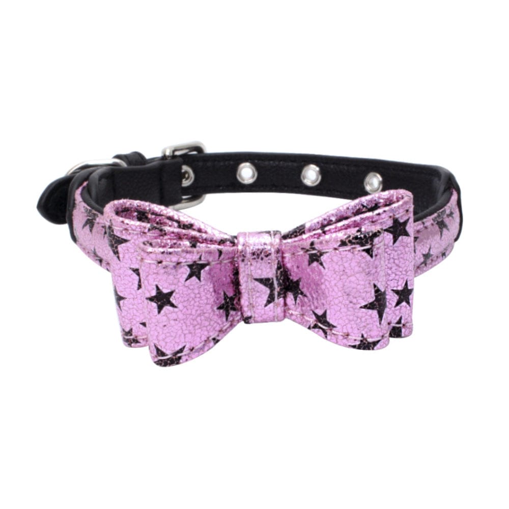 Collier en cuir pour animaux avec nœud papillon rose à étoiles et clous, élégant et confortable pour chiens et chats.