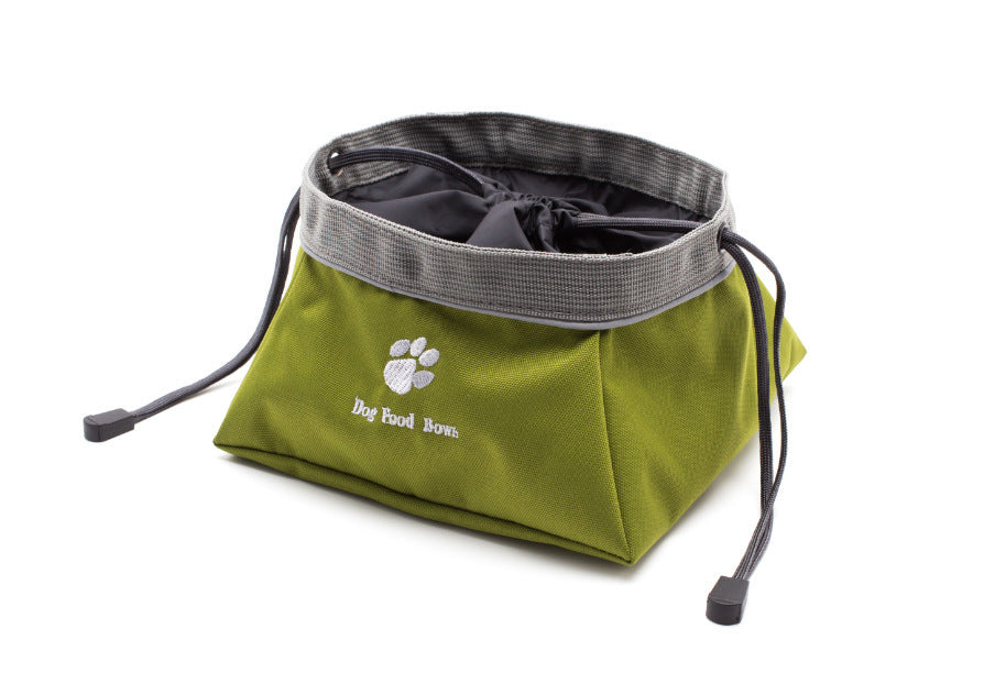 Bol pliable étanche vert pour animaux, idéal pour le voyage et l'alimentation des animaux de compagnie.