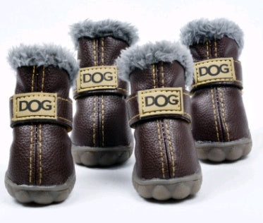 Bottes d'hiver épaisses pour chiens avec doublure en fourrure, waterproof et élégantes.
