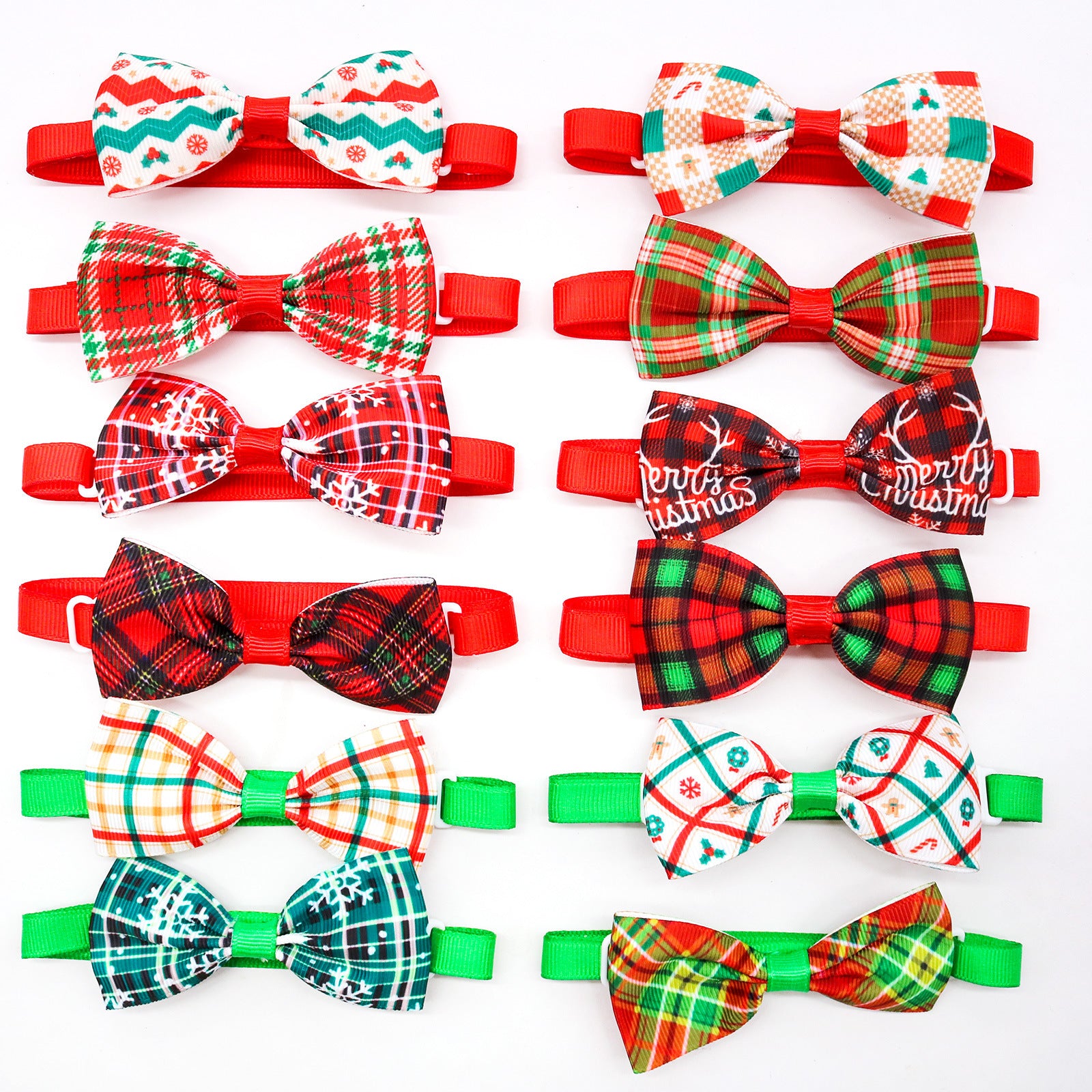 Nœuds papillon à rayures plaid de Noël pour chiens et chats, disponibles en plusieurs motifs colorés.