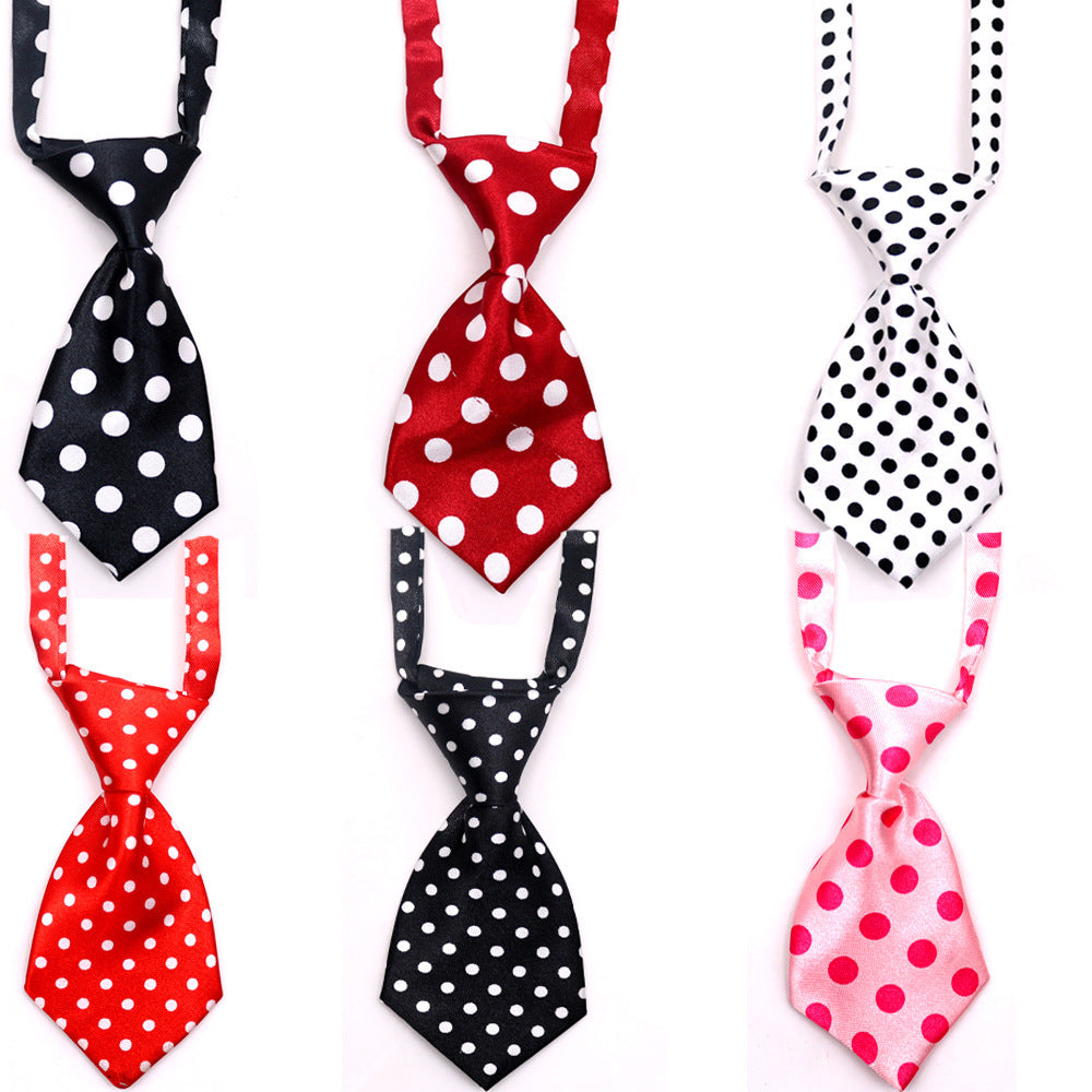 Nœuds en tissu à pois pour chiens, accessoires colorés et élégants pour petits animaux.