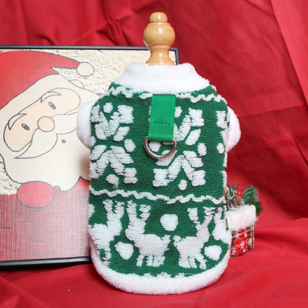 Pull en fausse fourrure vert pour chien, idéal pour Noël, avec crochet de traction et décorations blanches.