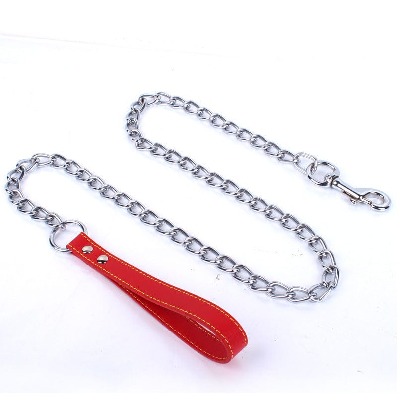 Laisse anti-morsure pour chien avec chaîne en fer et poignée en PU rouge, idéale pour la sécurité lors des promenades.