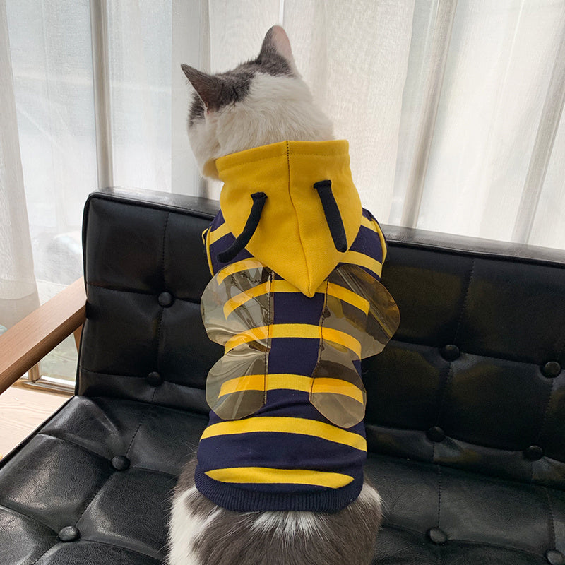 Manteau douillet en peluche pour chat, costume abeille avec capuche, coloris jaune et noir, parfait pour l'hiver.