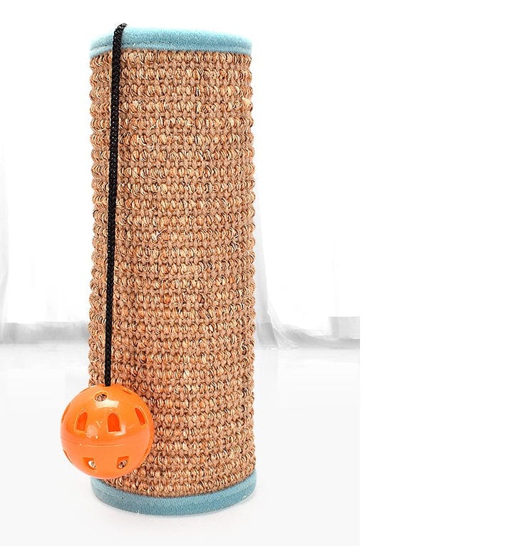 Plaque de grattage en sisal pour chat avec jouet en boule orange, idéale pour préserver les meubles.