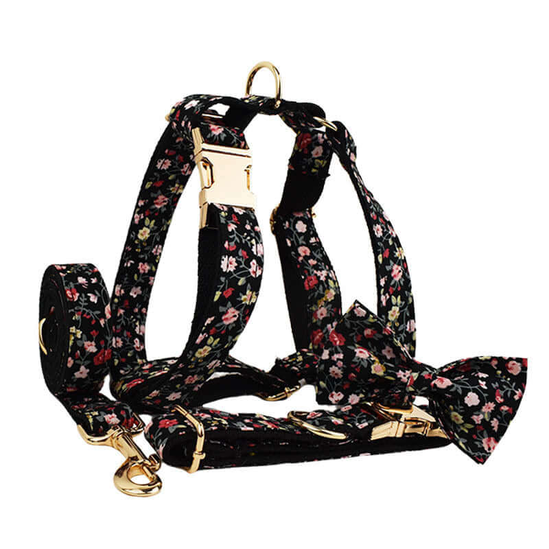 Collier pour chien avec nœud amovible et motif floral, ensemble avec laisse et harnais pour animaux.