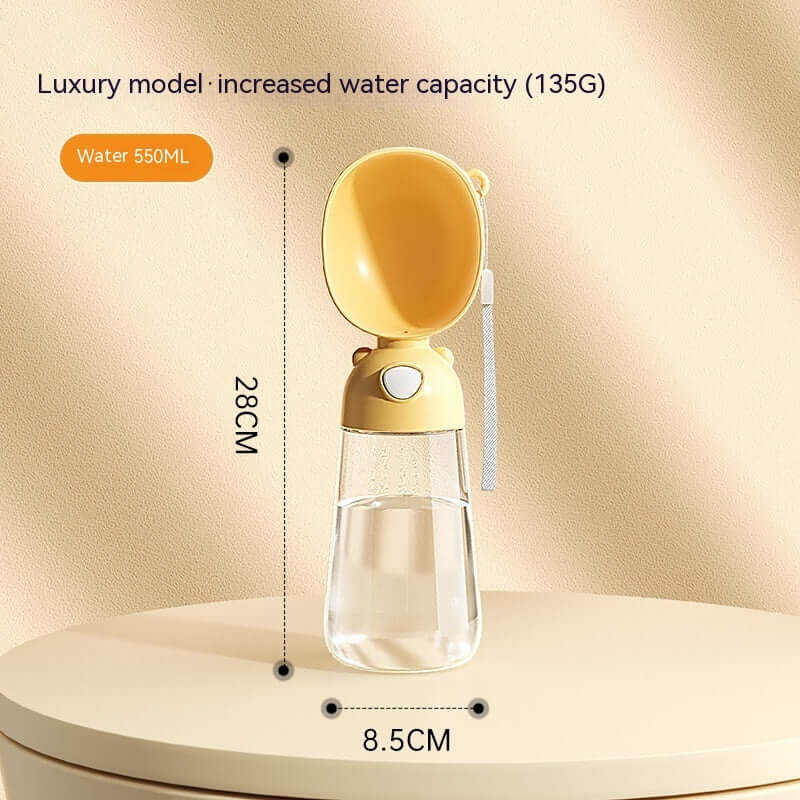 Bouteille d'eau portable pour chien, capacité 550ML, modèle luxe, idéale pour sorties avec accessoires pour animaux.