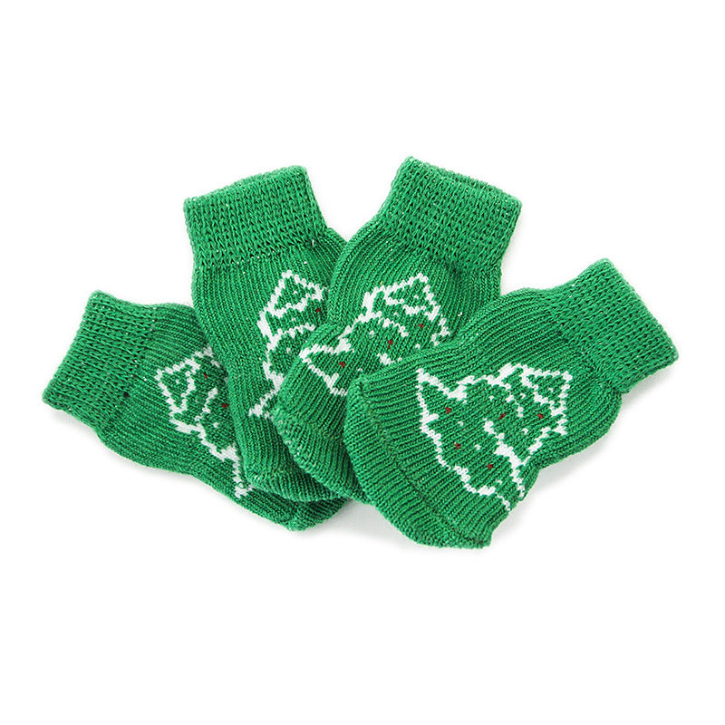 Chaussettes pour chiens en coton anti-dérapantes vert sapin de Noël, design unique pour toutes les occasions.
