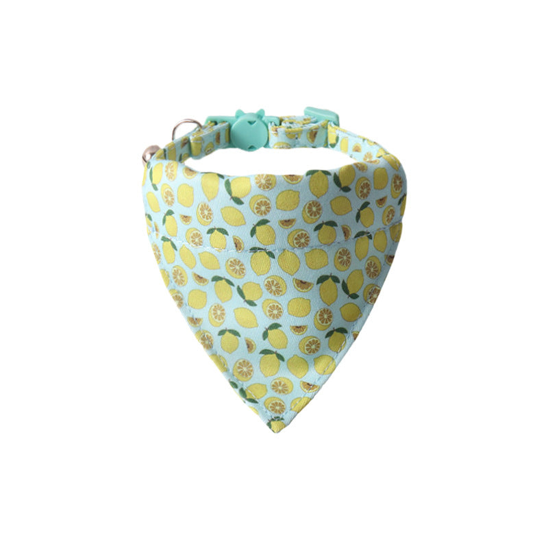 Collier coloré en coton avec motif de citron pour animaux de compagnie, léger et confortable.