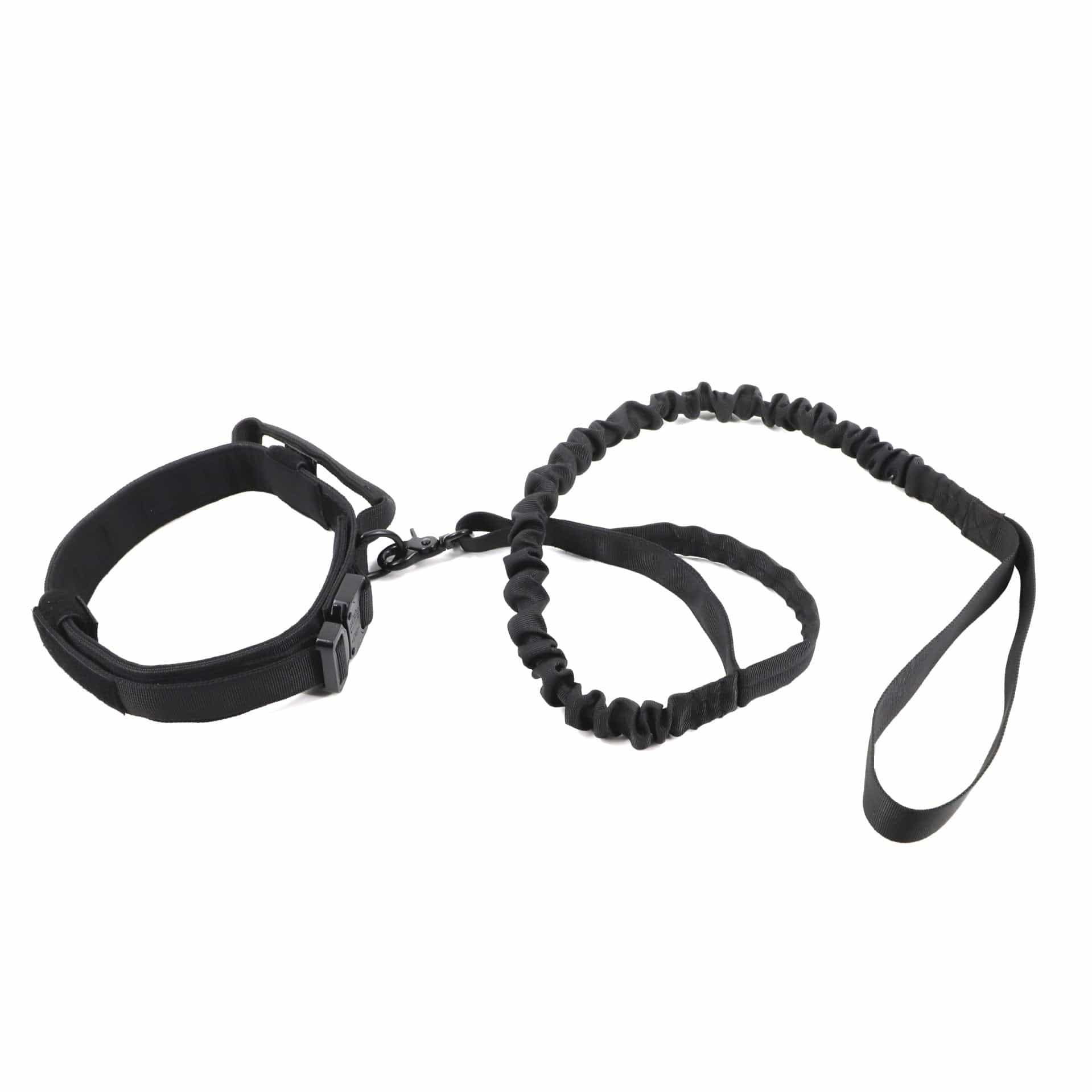 Collier et laisse tactique pour chiens en nylon militaire, réglable et durable, idéal pour la sécurité et le confort.