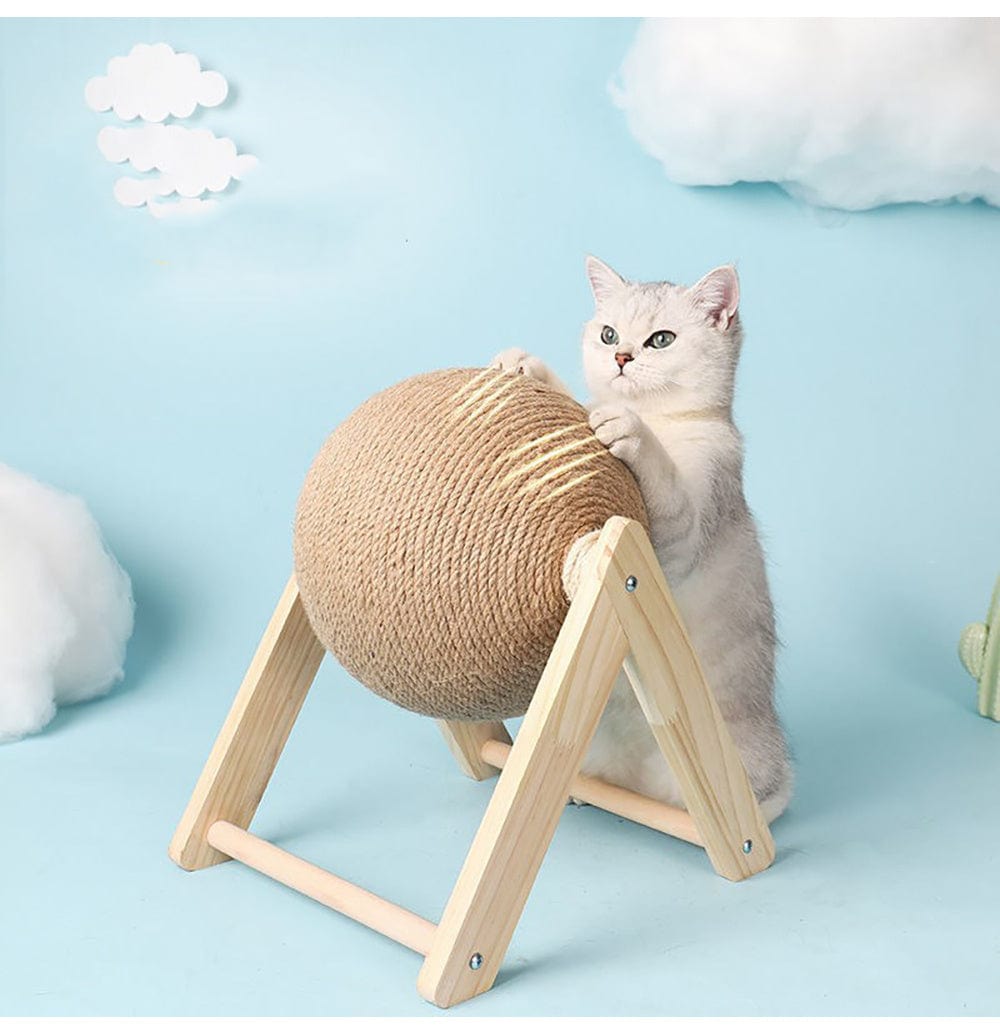 Chat jouant avec un jouet à gratter en sisal, protégeant les meubles et stimulant le jeu.