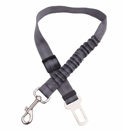 Ceinture de sécurité réglable pour chien en polyester robuste, avec boucle en alliage et sangles élastiques.