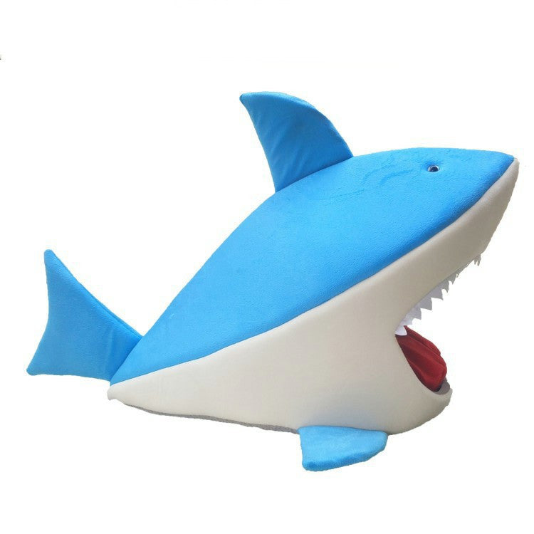 Couchage en forme de requin pour animaux
