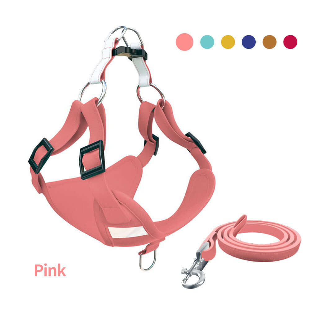 Gilet chien rose avec harnais réfléchissant et laisse en suède, disponible en plusieurs couleurs attrayantes.