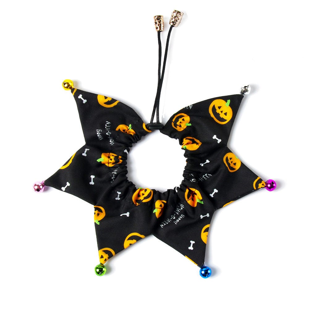 Collier ajustable pour animaux de compagnie avec motifs d'Halloween et clochettes colorées.