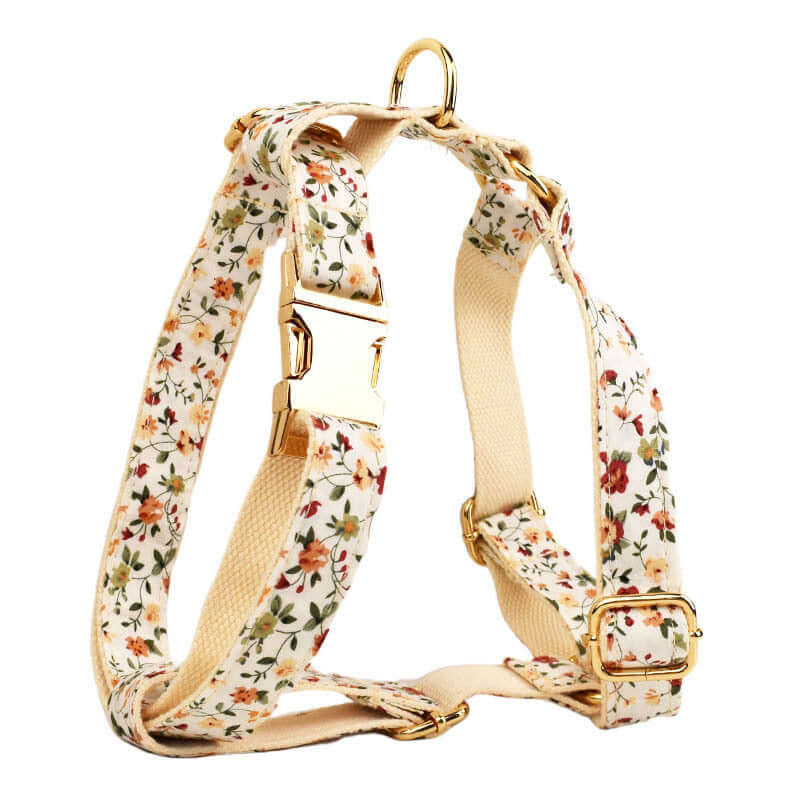 Collier pour chien avec fleurs blanches en coton biologique, élégant et pratique pour animaux de compagnie.