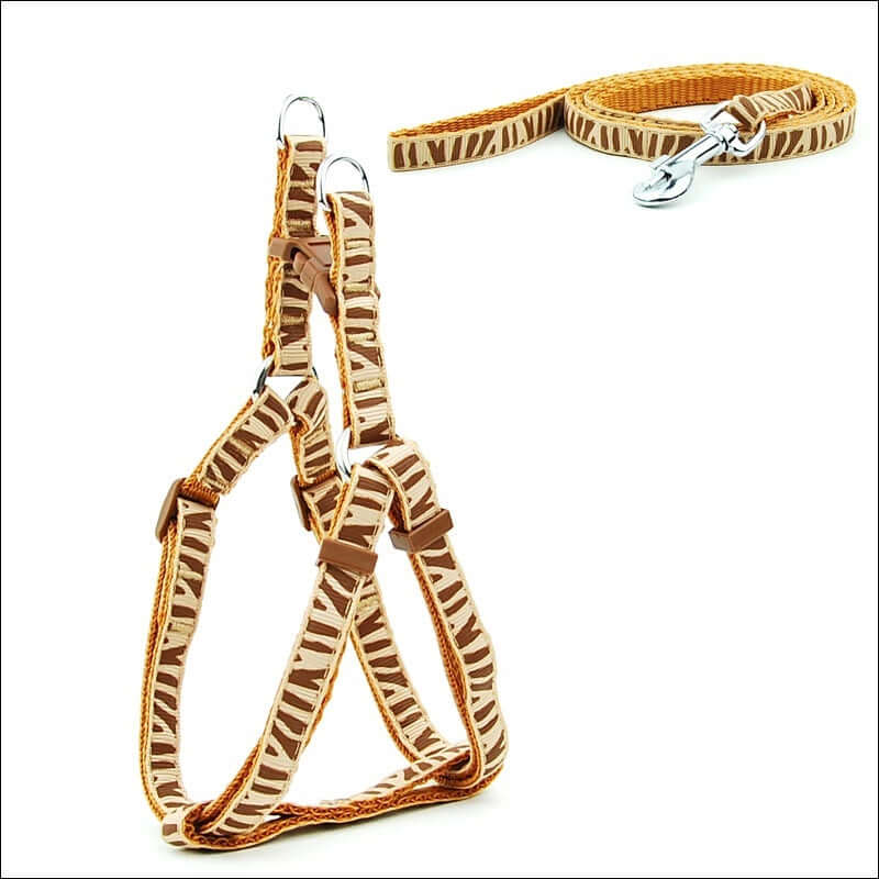 Harnais et laisse pour chien au design zébré en matériau durable et confortable, parfait pour tous les chiens.