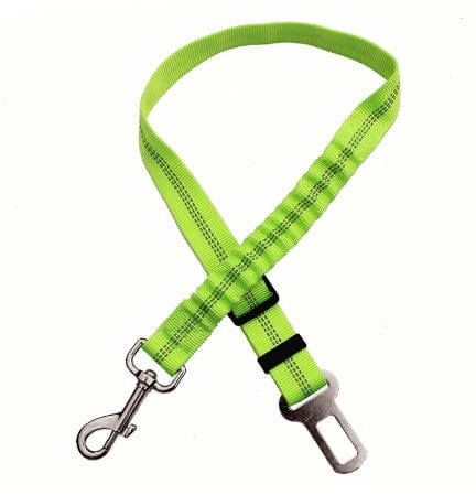 Ceinture de sécurité réglable pour chien en polyester haute qualité, couleur vert fluo, robuste et durable.