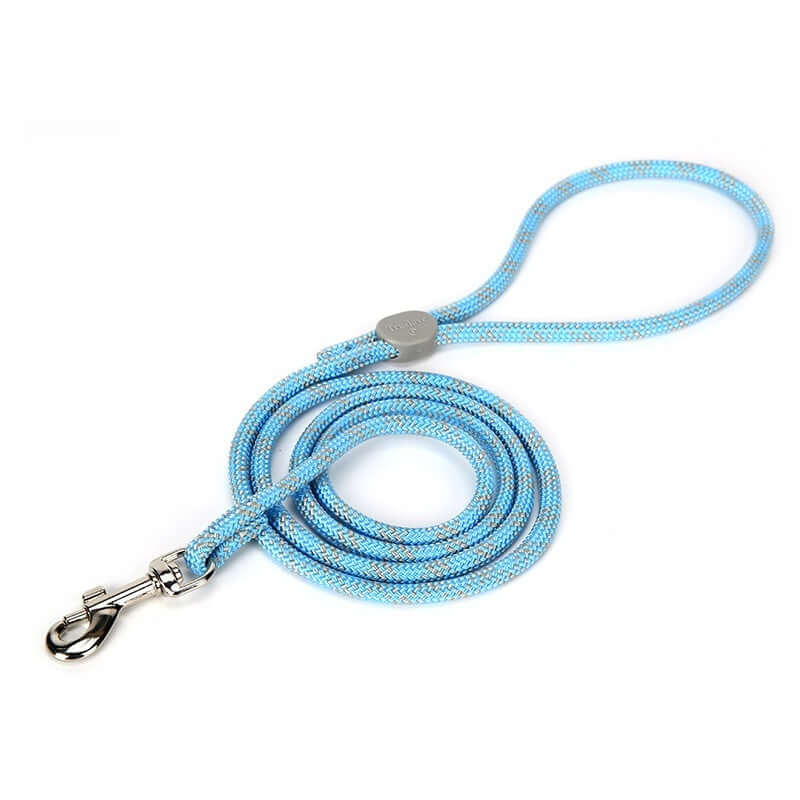 Laisse ajustable colorée pour animaux, en coton biologique, couleur bleu ciel, idéale pour promenades avec vos compagnons à quatre pattes.