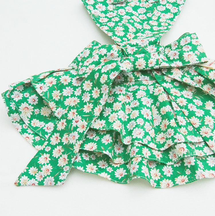 Jupe en coton imprimé floral pour chiens et chats, style chic et élégant, couleur verte à motifs.