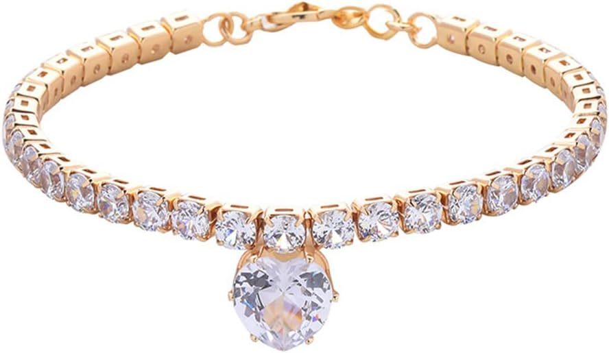 Collier en rhinestones en forme de cœur pour animaux, design élégant, ajustable, idéal pour chiens et chats.
