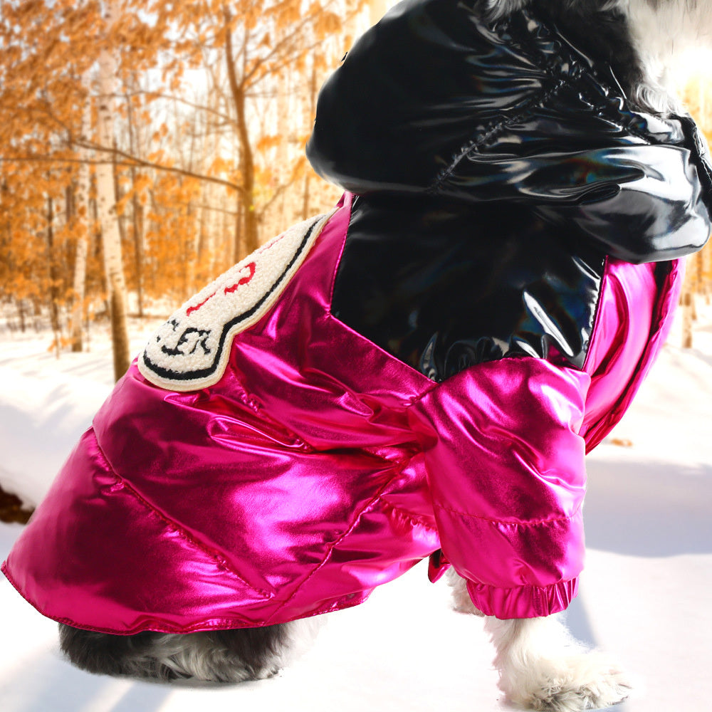 Veste douillette pour chien en duvet épais, couleur rose vif, idéale pour l'hiver et le confort de votre animal.