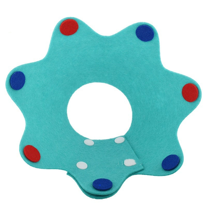 Collier de récupération léger ajustable pour chat en tissu non tissé, design étoile avec motifs colorés.