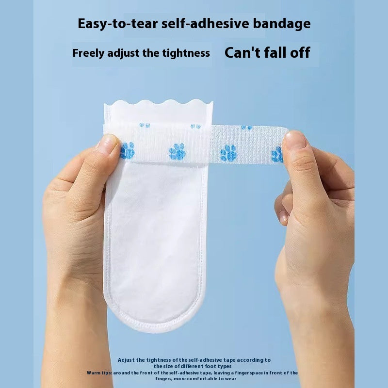 Self-adhesive bandage for pets, easy to tear and adjustable for secure fit, featuring paw print design.