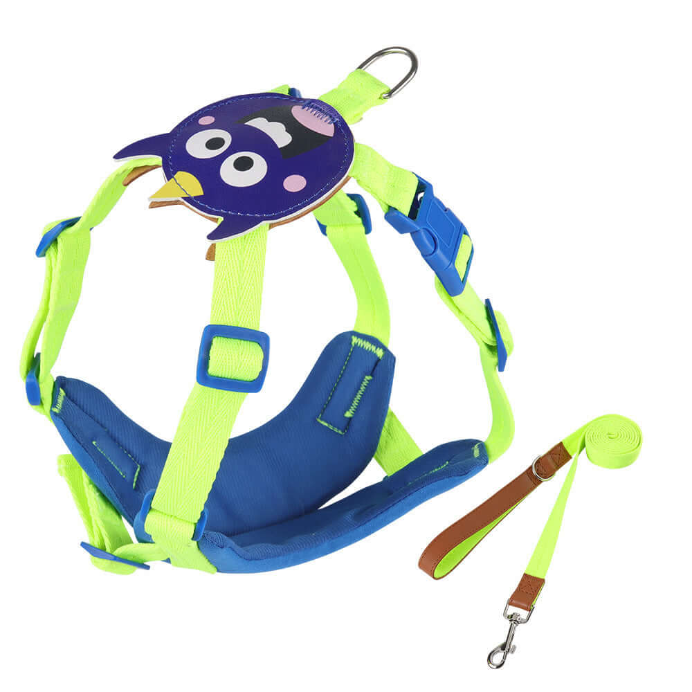 Harnais pour petit chien en polyester vert et bleu avec un motif de hibou, accompagnée d'une laisse assortie.