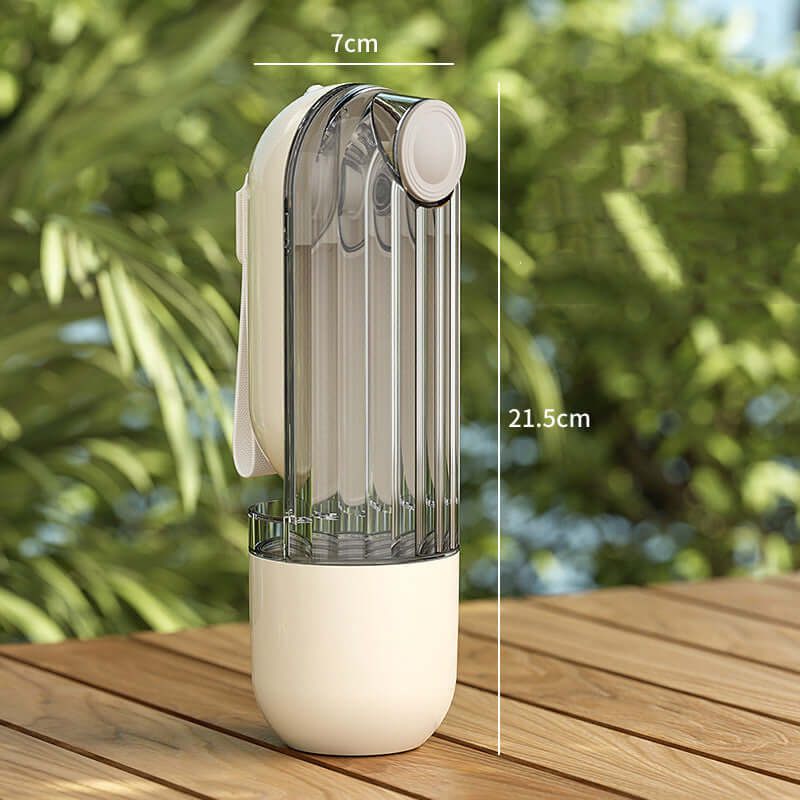 Gobelet d'eau pour animaux 2 en 1 - Vert, conçu pour hydrater les animaux lors des promenades, dimensions 7cm x 21.5cm.
