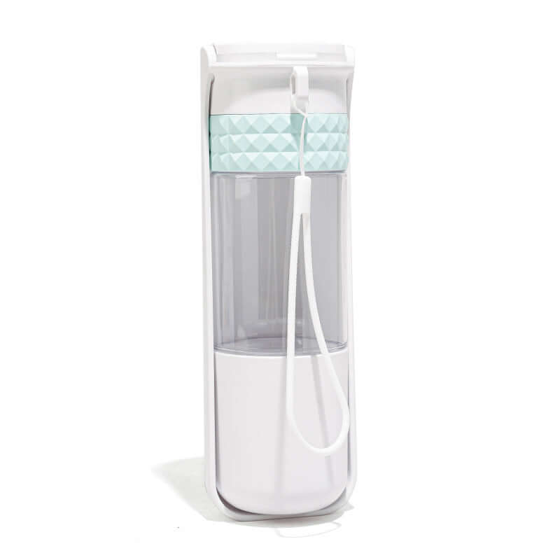 Gobelet d'eau pour chien portable, idéal pour hydratation en plein air, design pratique et sécuritaire.