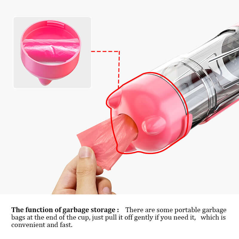 Bouteille d'eau multifonctionnelle pour animaux avec rangement pour sacs poubelle, pratique et facile à utiliser.