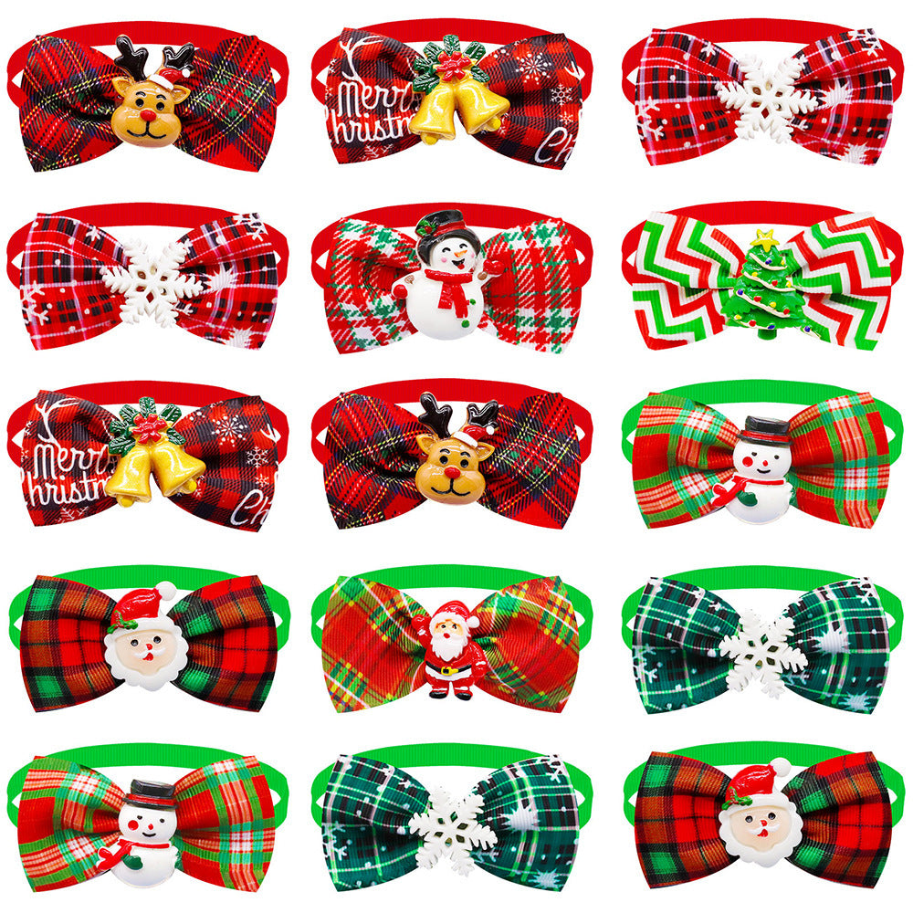 Nœuds papillon festifs pour animaux, motifs de Noël colorés et amusants, parfaits pour les fêtes.