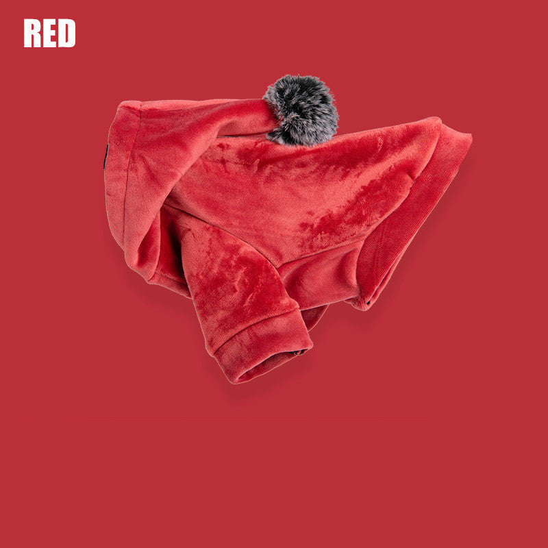 Pull tendance en polyester rouge pour chats et chiens, confortable et stylé, parfait pour les journées froides.